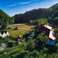 Camere de închiriat Story House Place Șotrile