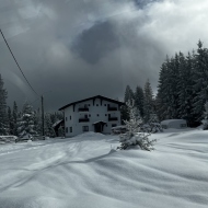 Cabana Mullerhaus Șureanu Sugag