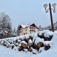 Cabana Vânătorului Răchițele